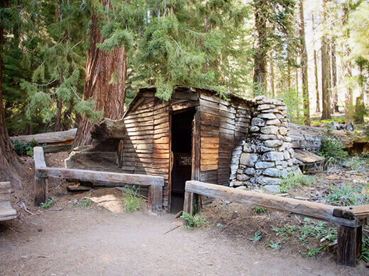 Tharp's Log cabin