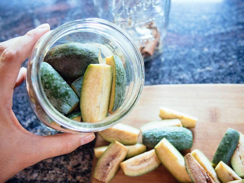 Pack the feijoas tightly in jars