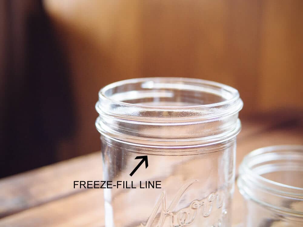 Freeze-fill line on regular-mouth pint mason jar