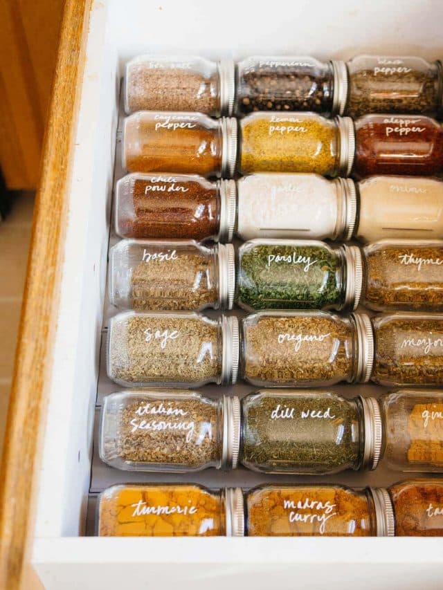 Simple spice drawer organization