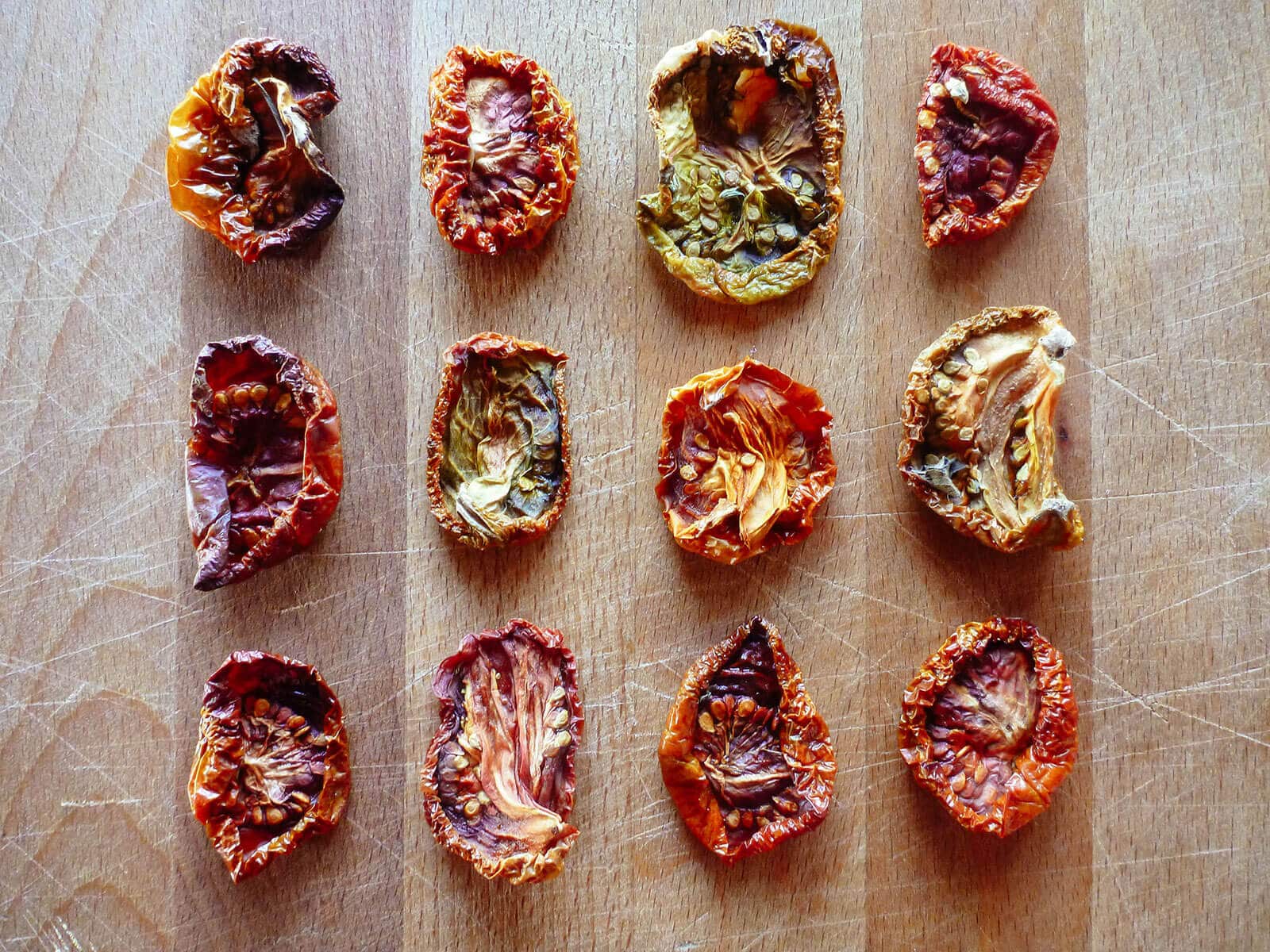 How to Make Sun Dried Tomatoes - PlantYou