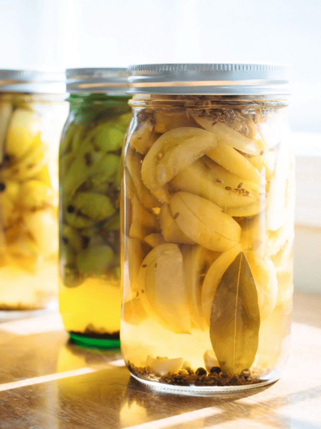 The Best Pickled Green Tomatoes: 3 Easy Recipes
