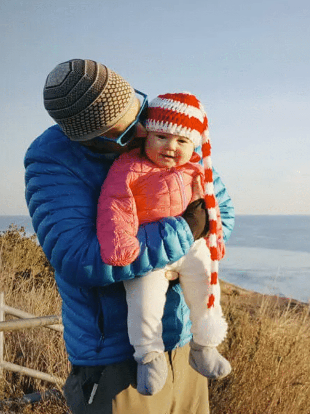 How to Keep Little Kids Warm With the Right Winter Layers